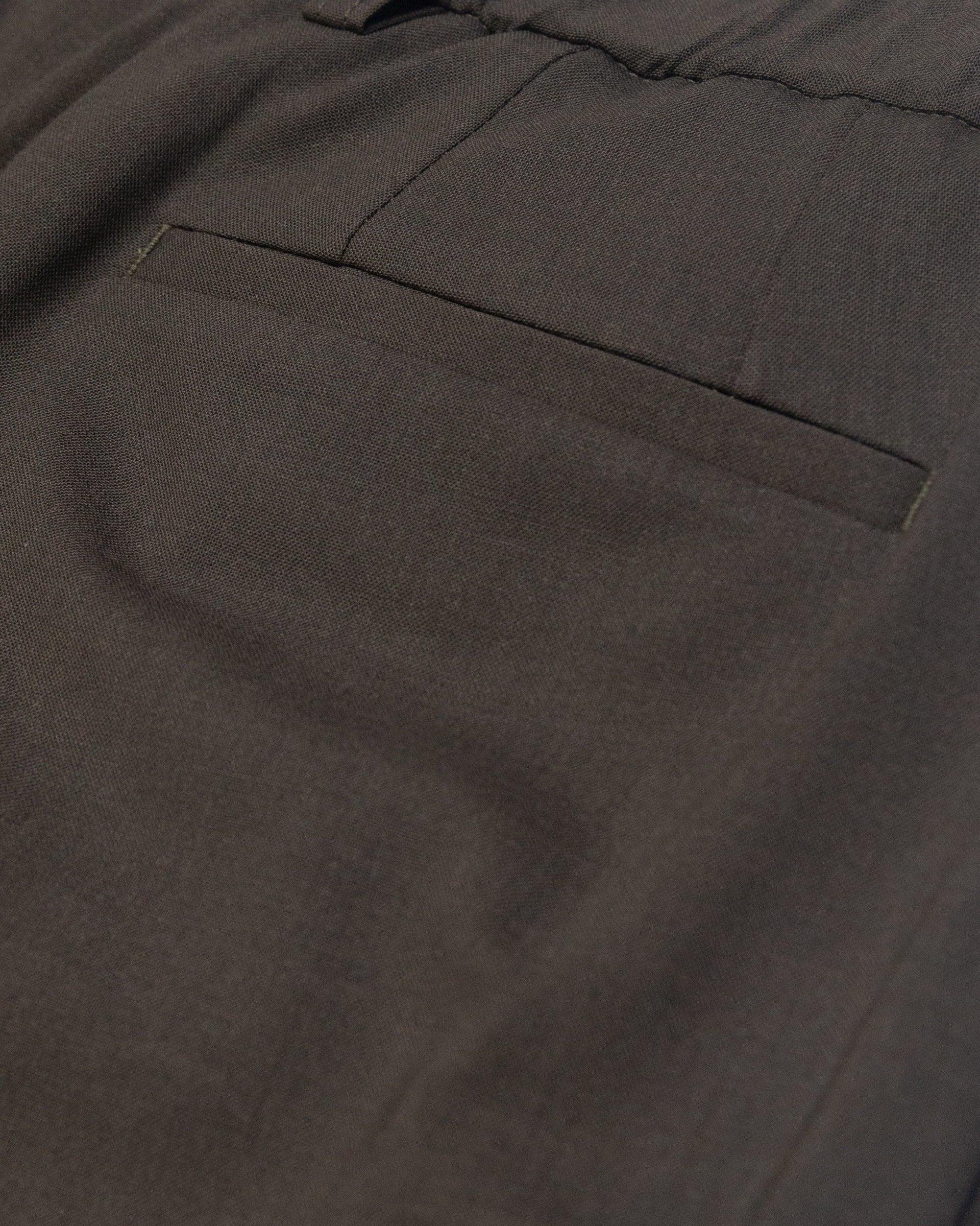 Pantalone chino Ronny in lana tecnica con pinces, verde - Army - Image 4