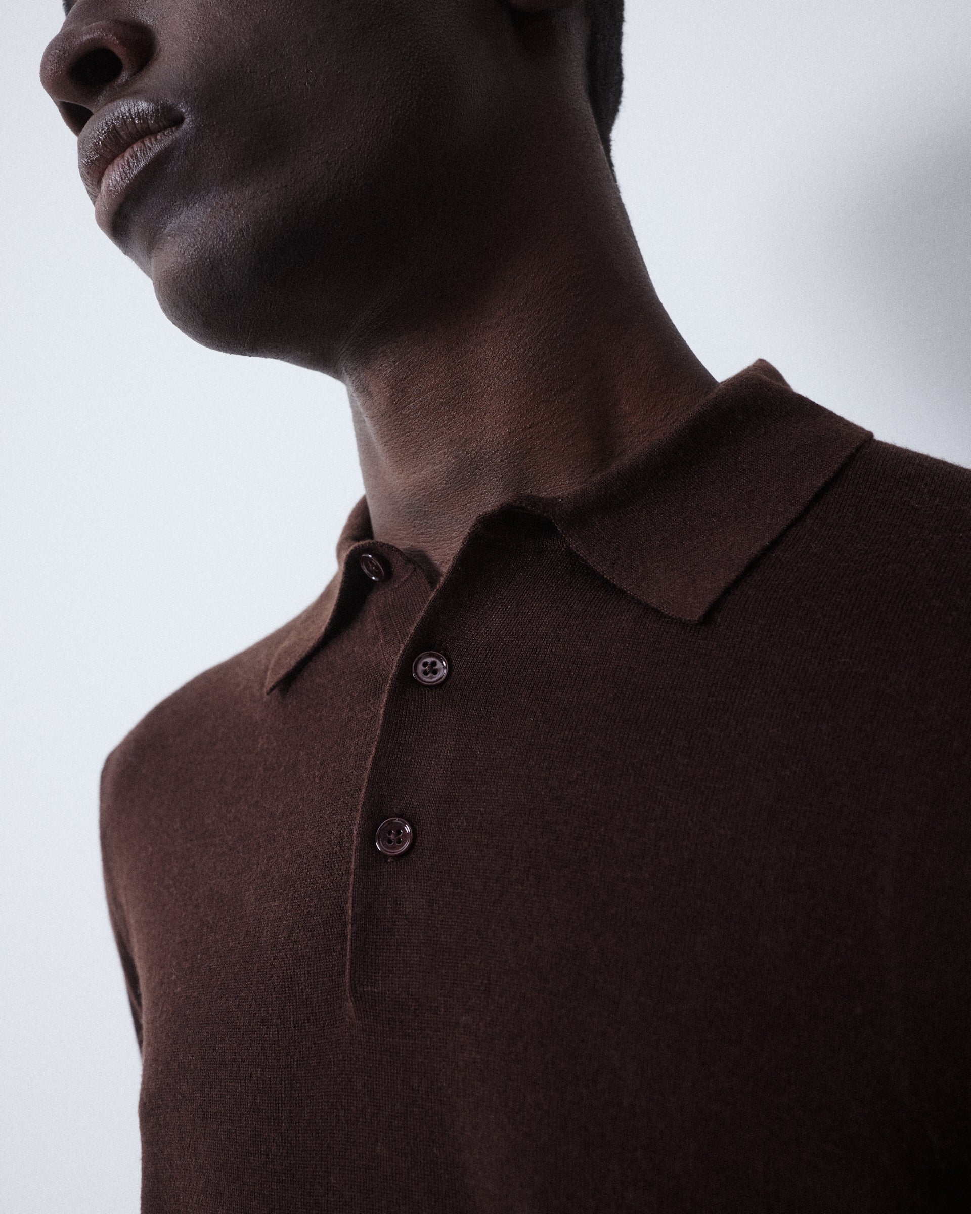 Polo in maglia realizzata in pregiato filato di lana, seta e cashmere. Marrone - Moro - Image 4